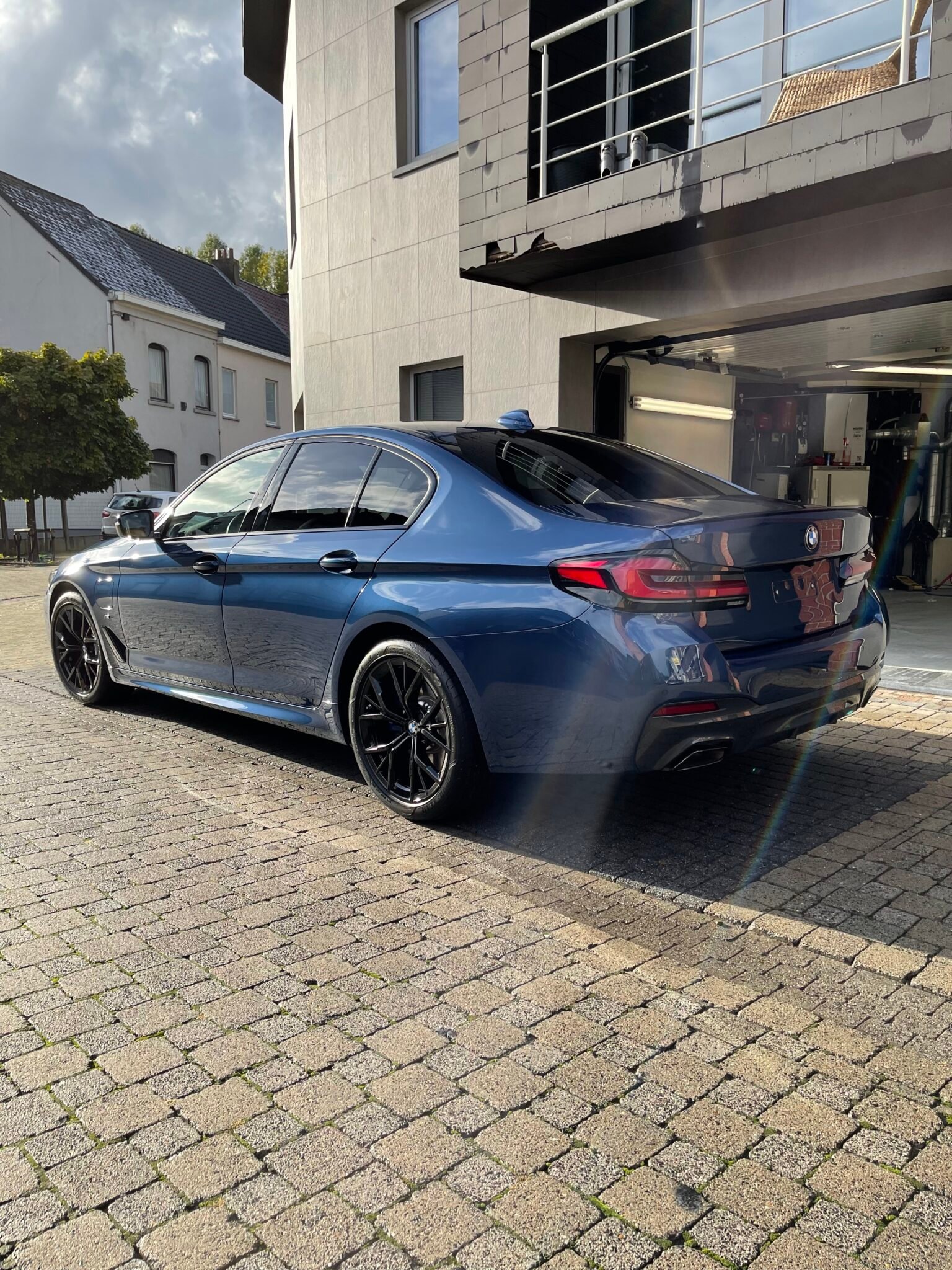 LDH Car Detailing brengt keramische coating aan op premium wagen, keramische coatings